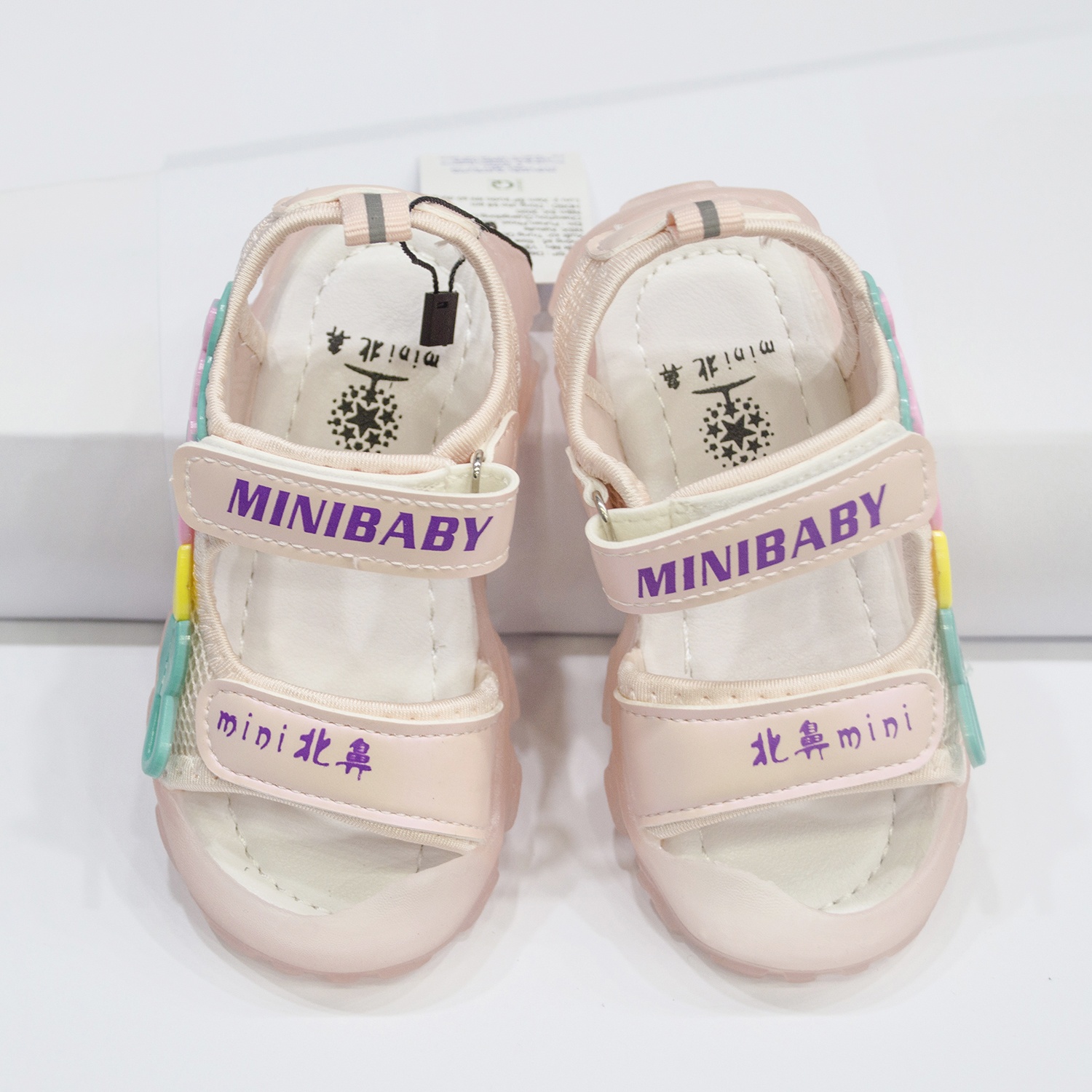 Sandal đính mặt gấu quai hồng AC hình 3