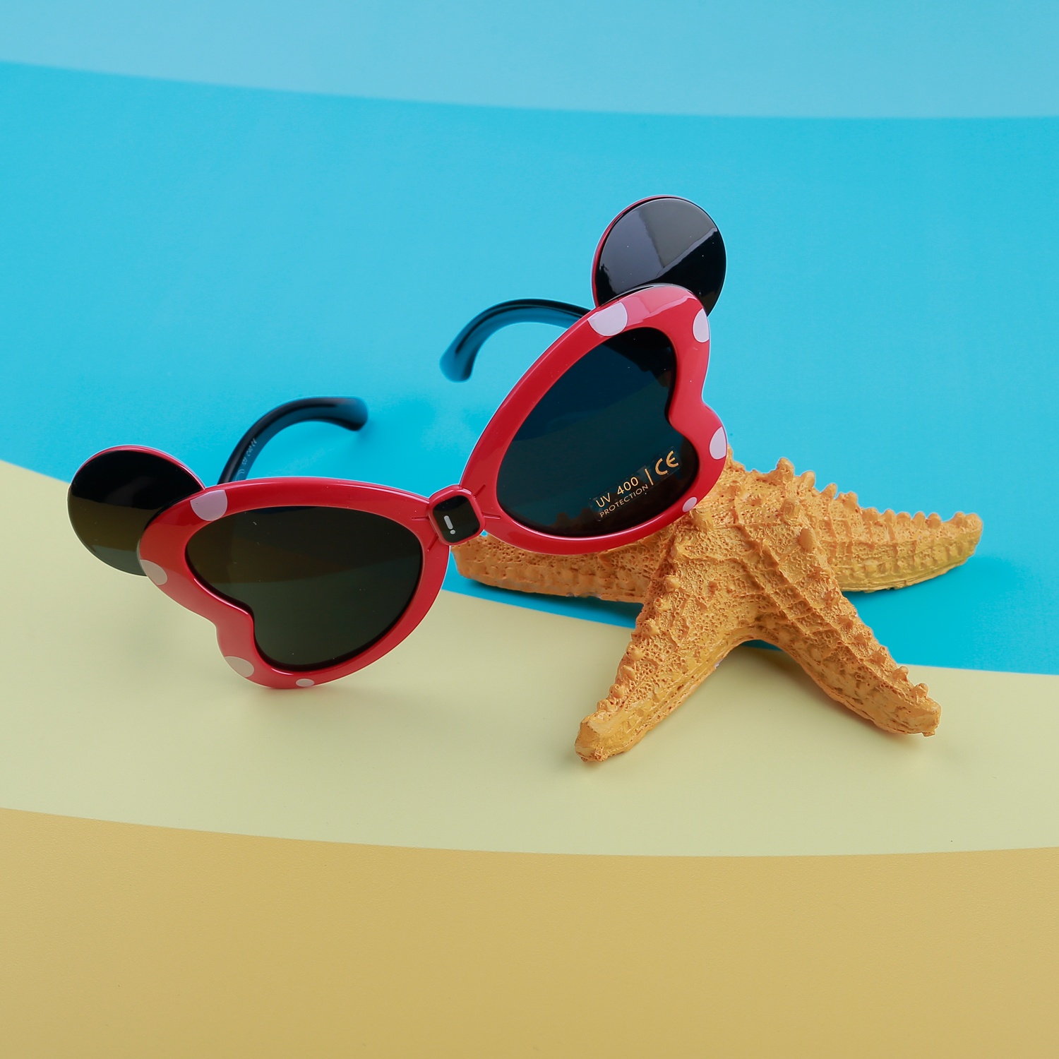 Kính râm thời trang KidsPlaza gọng dẻo 8264 C40 Red hình 1