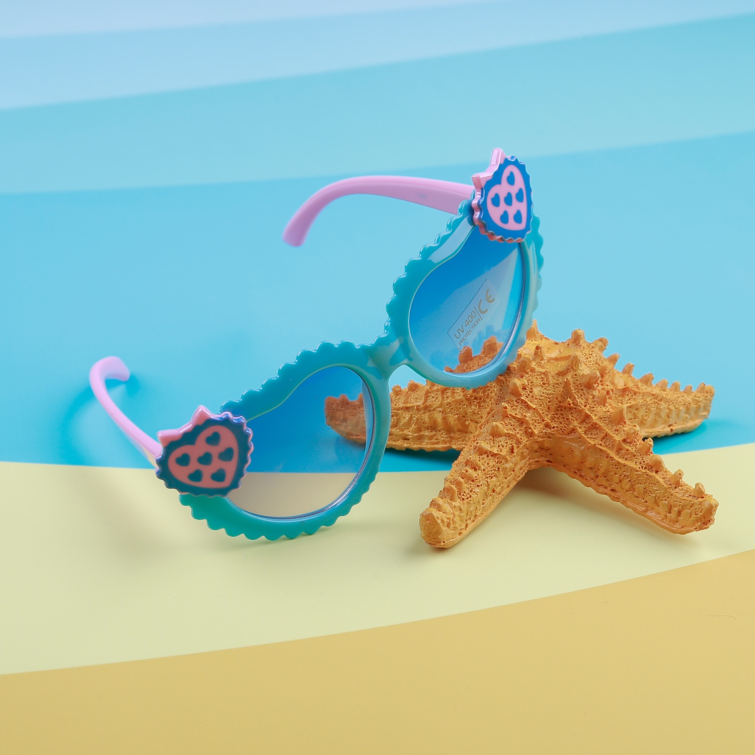 Kính thời trang KidsPlaza hình trái tim PK21-007 Blue hình 3