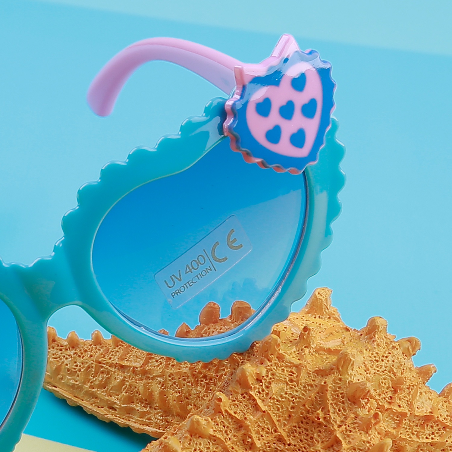 Kính thời trang KidsPlaza hình trái tim PK21-007 Blue hình 2