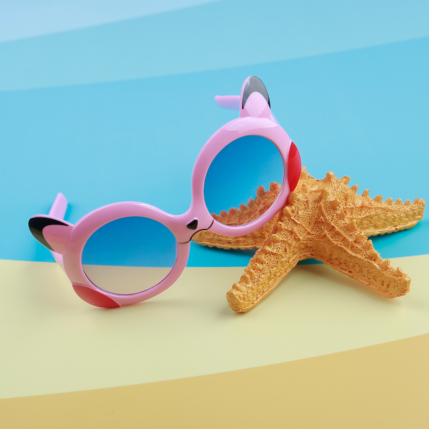 Kính thời trang KidsPlaza Pikachu PK21-002 Pink hình 1