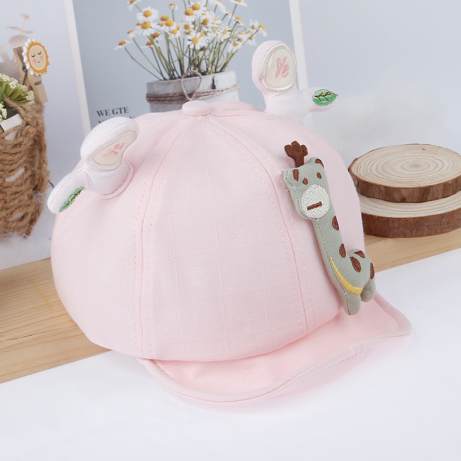 Mũ lưỡi trai thời trang KidsPlaza hình hươu 23K-H04 s48 (Hồng) hình 2