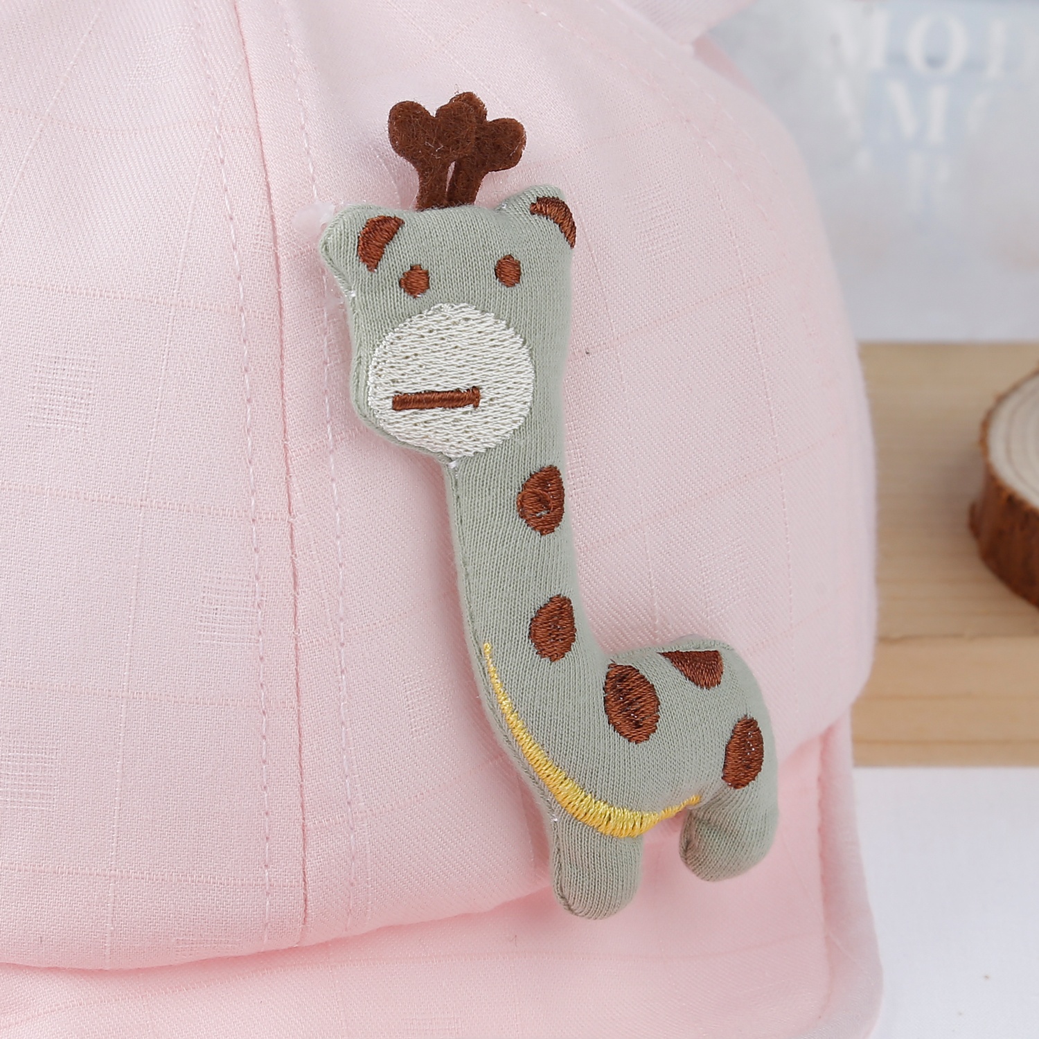 Mũ lưỡi trai thời trang KidsPlaza hình hươu 23K-H04 s48 (Hồng) hình 3