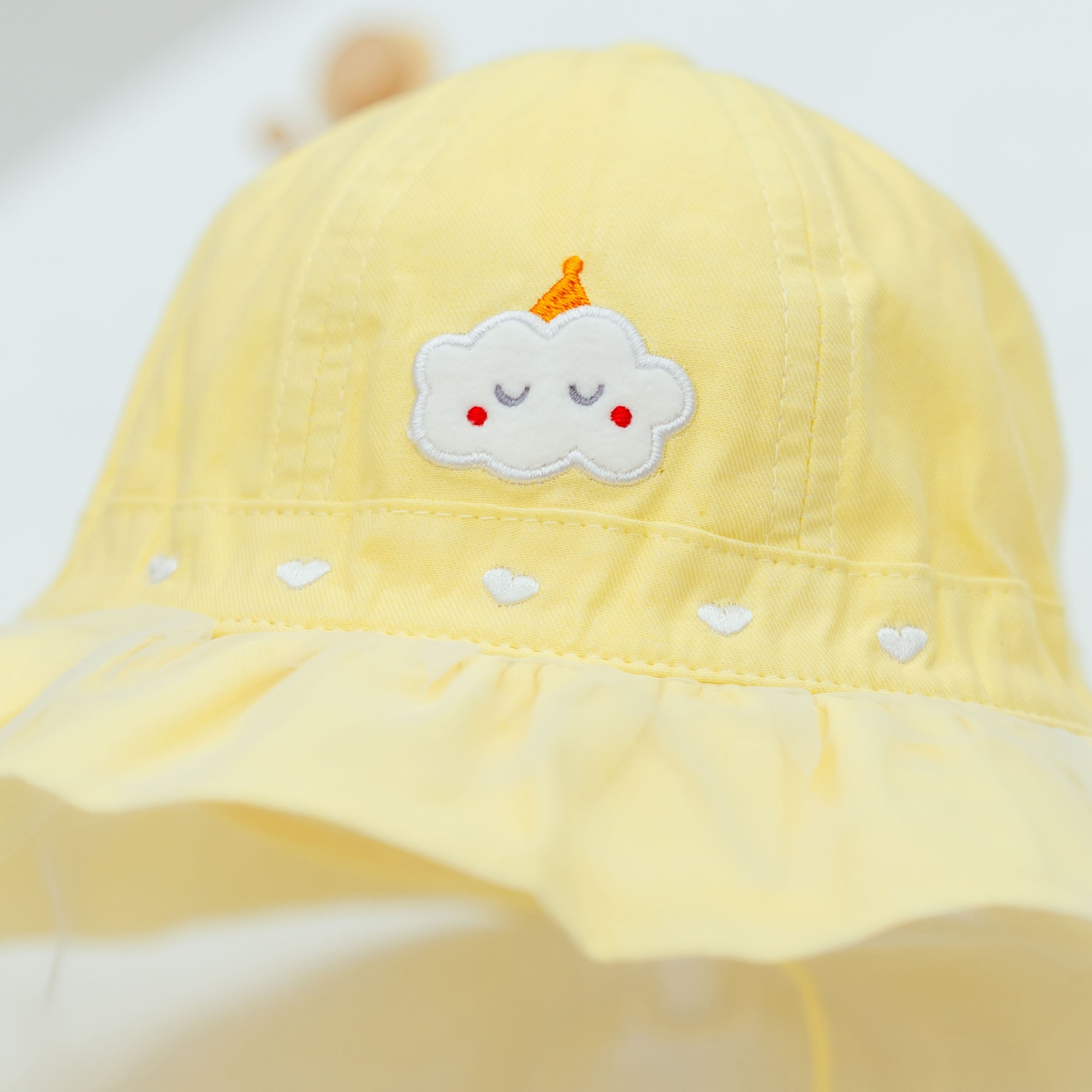 Mũ vành bé gái phủ voan Kidsplaza thêu mây DN26 (Vàng) hình 2