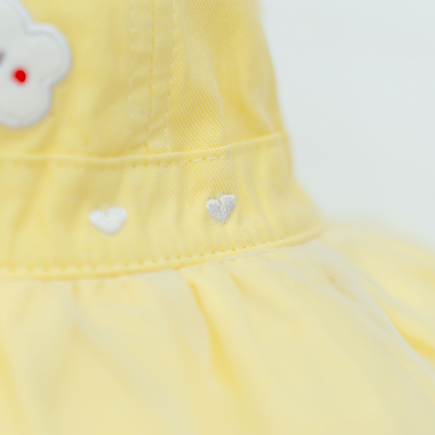 Mũ vành bé gái phủ voan Kidsplaza thêu mây DN26 (Vàng) hình 3