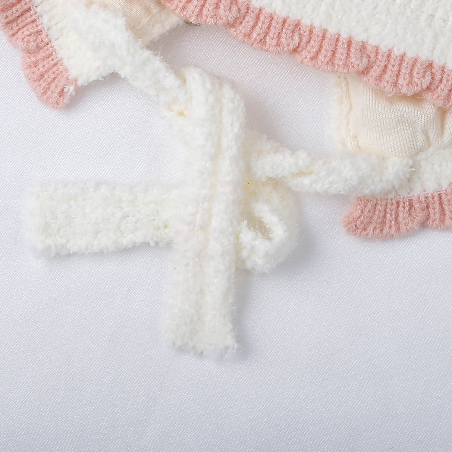 Mũ len KidsPlaza gắn dâu tây 25K-B04 (Trắng)