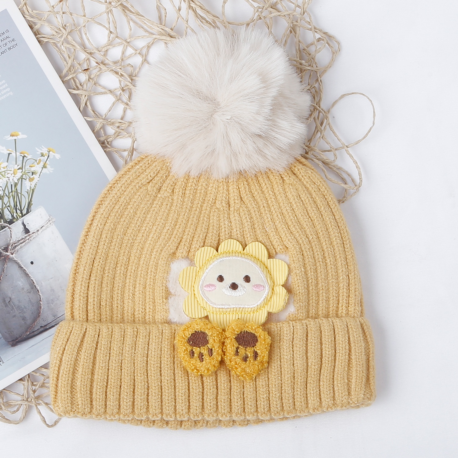 Mũ len KidsPlaza gắn sư tử 25K-B07 (Vàng) hình 1