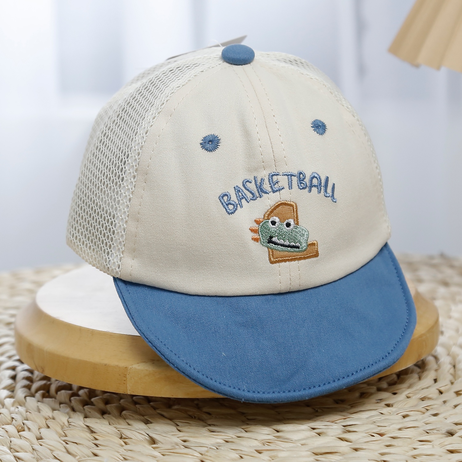 Mũ lưỡi trai KidsPlaza thêu Basketball 25K-H20 Size 48 (Xanh)