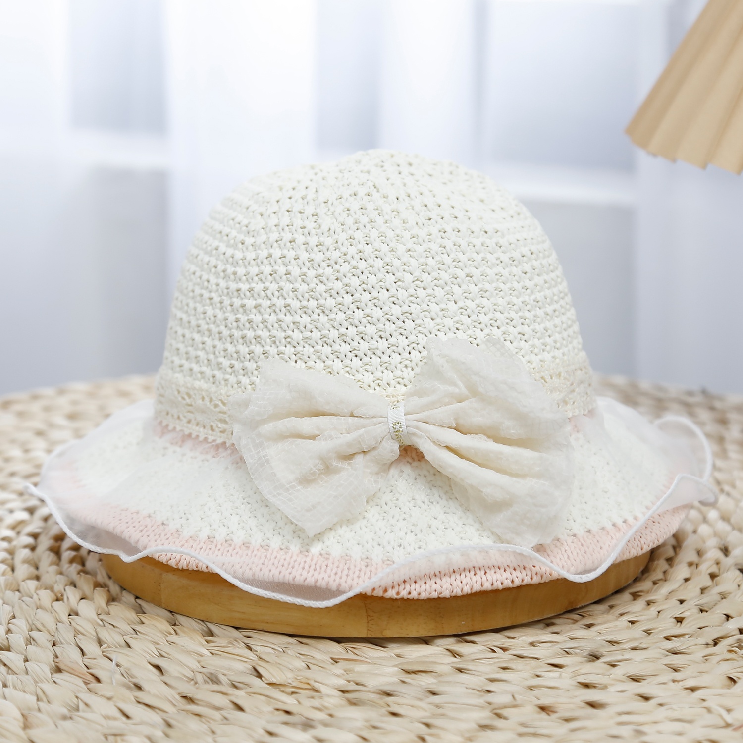 Mũ thời trang KidsPlaza đính nơ 25K-H29 Size 50 (Trắng)