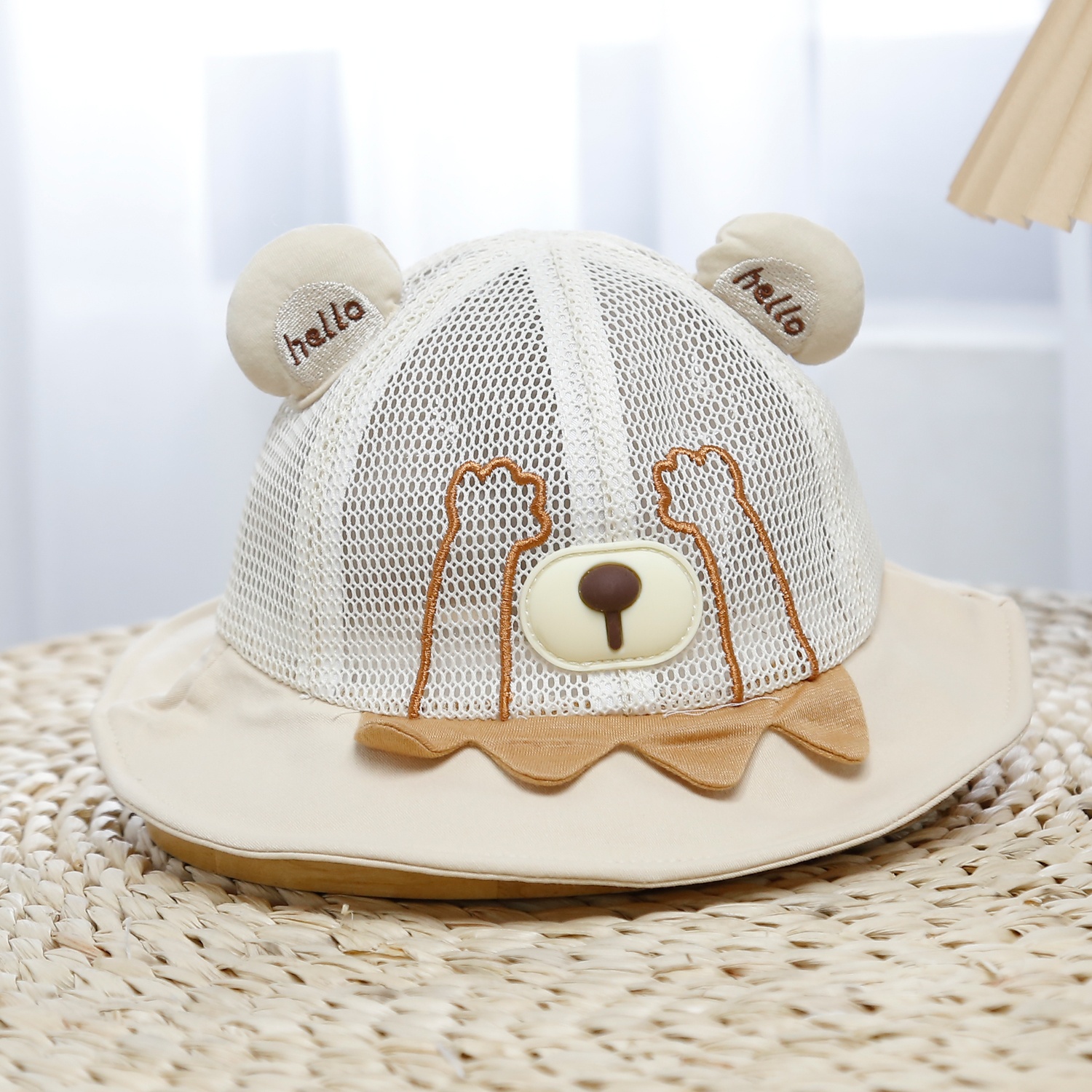 Mũ thời trang KidsPlaza thêu gấu 25K-H27 Size 50 (Be) hình 1