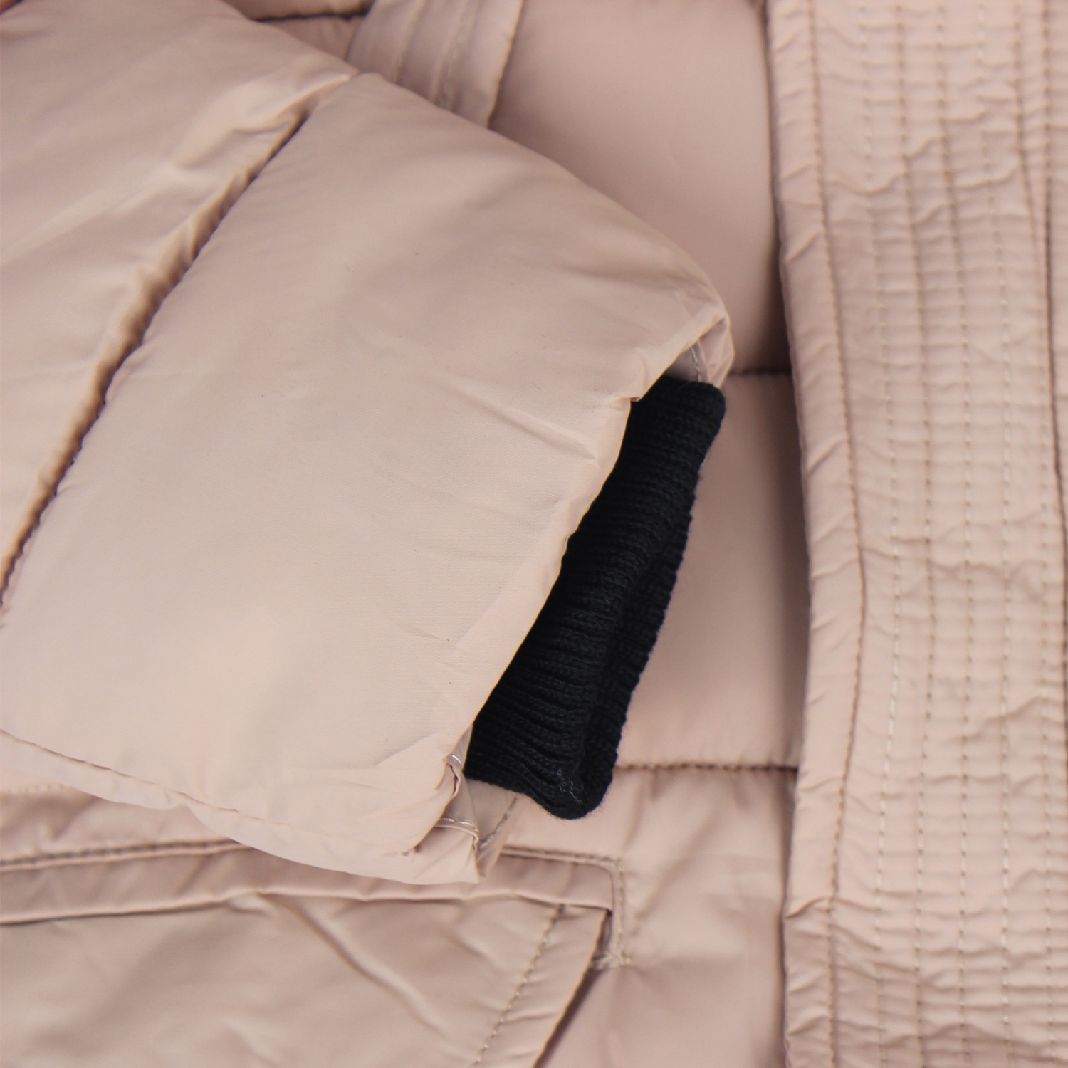 Áo khoác phao bé trai phong cách Hàn Quốc hình 2