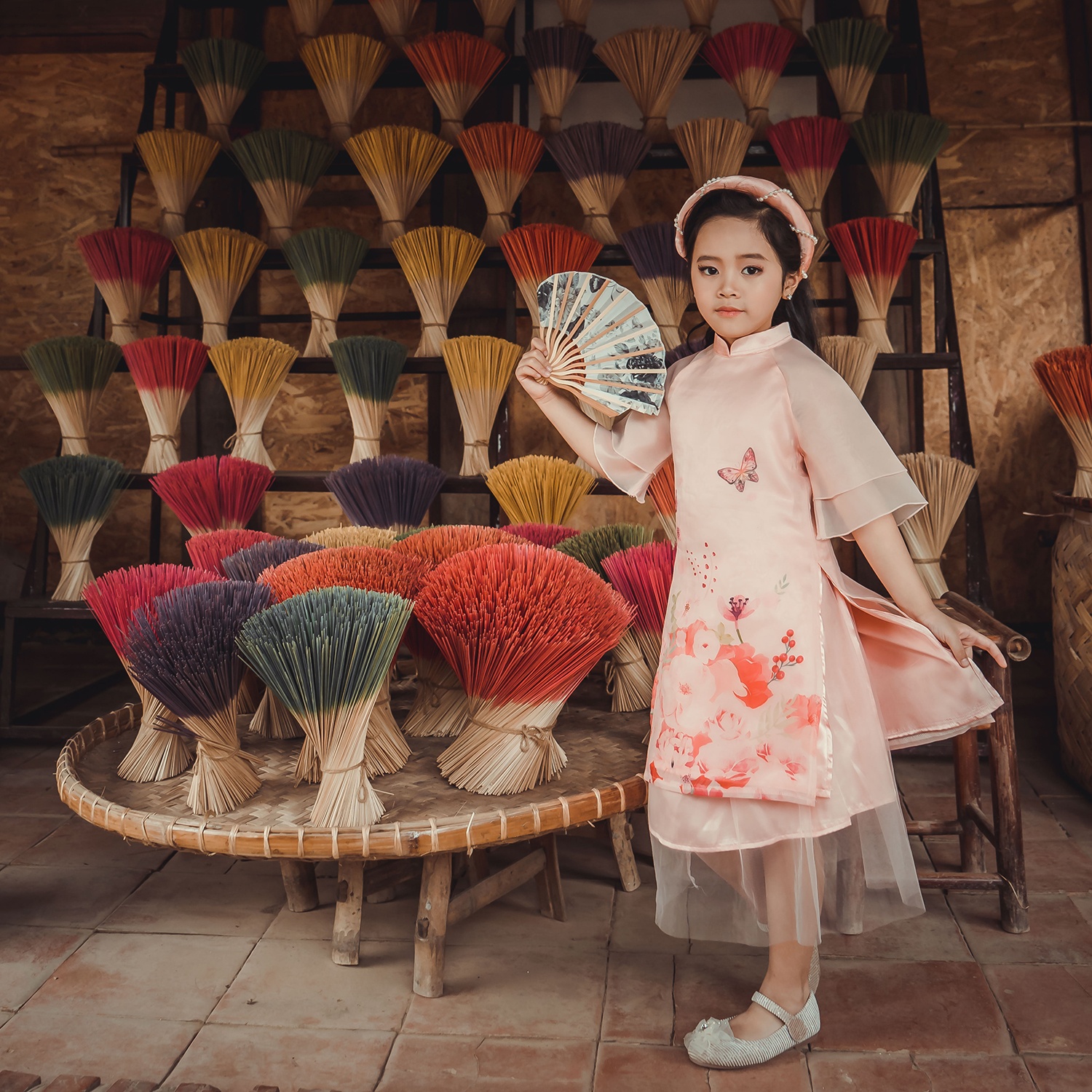 Set áo dài bé gái in hình hoa bướm hồng M19D hình 1