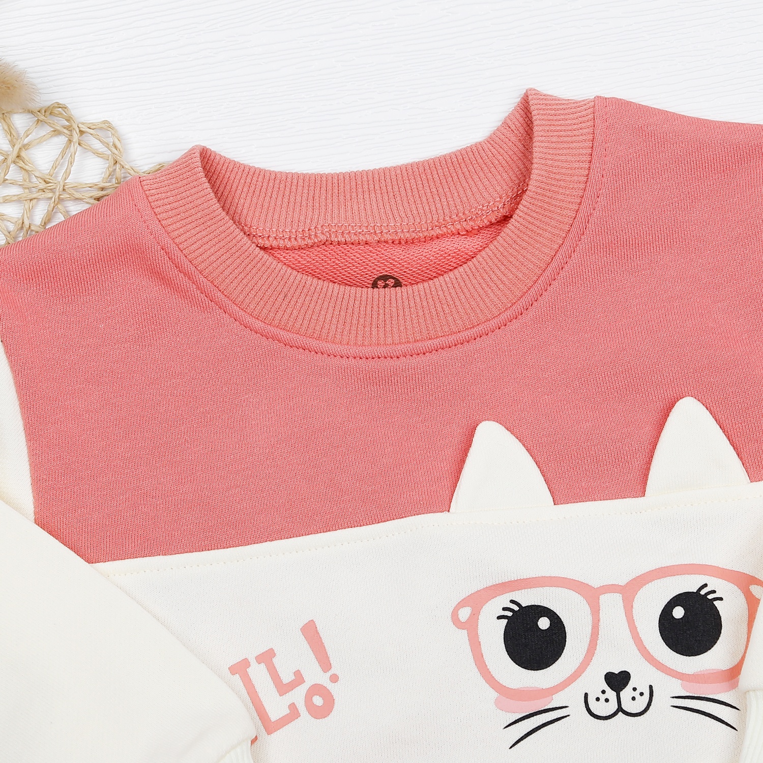 Bộ quần áo bé gái KidsPlaza in mèo HN22D  hình 3