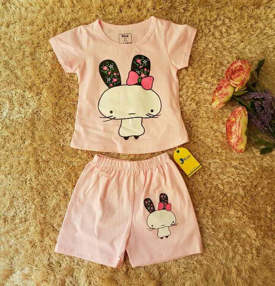 Bộ tay ngắn bé gái Kiza in hình chú thỏ cài nơ đáng yêu (màu hồng sen)  hình 1