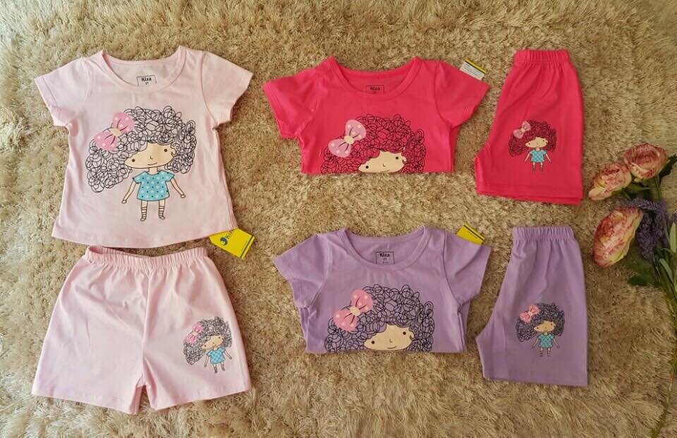 Bộ tay ngắn bé gái Kiza in hình cô bé tóc xù xinh xắn (màu tím) hình 2