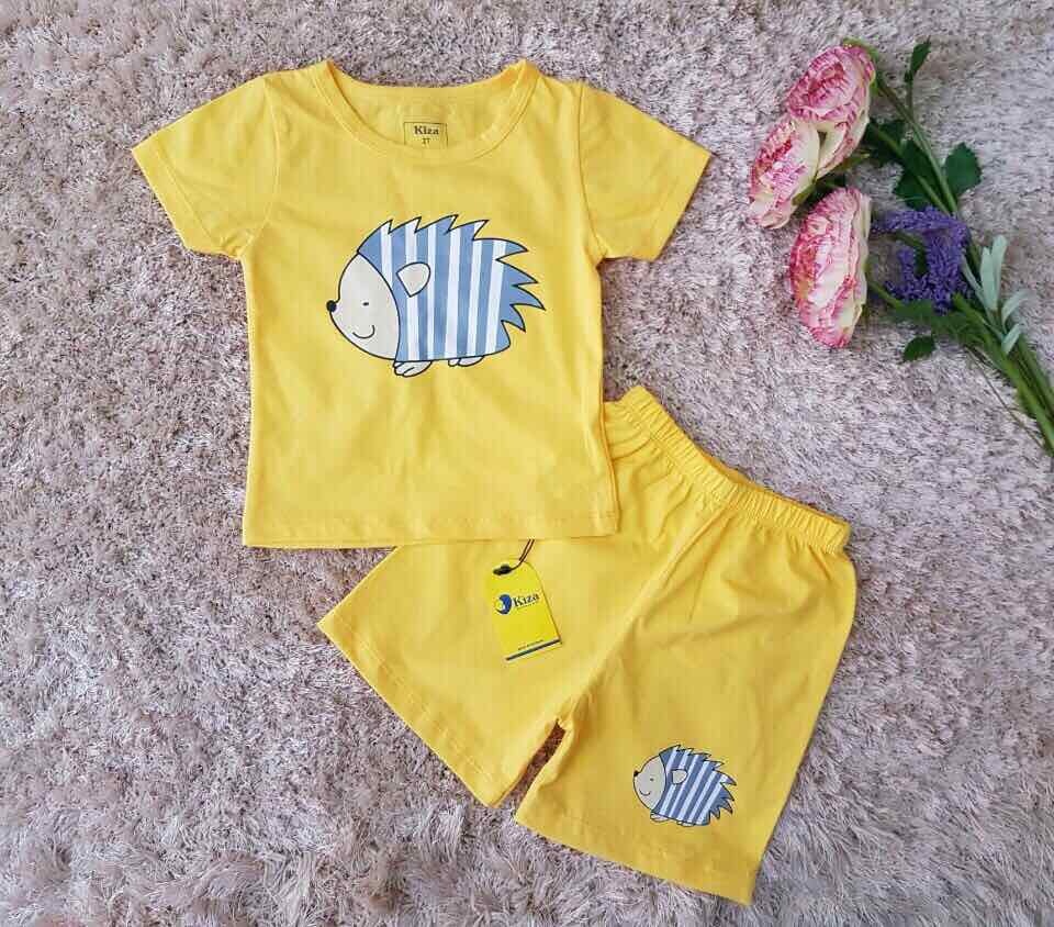 Bộ tay ngắn bé trai Kiza in hình chú nhím xinh xắn (màu vàng) hình 1