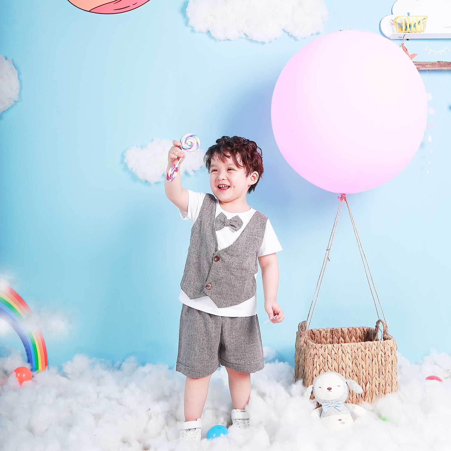 Quần áo thời trang bé trai Mamago đính nơ giả gile M19 (Xám) 1 Quần áo thời trang bé trai Mamago đính nơ giả gile M19 (Xám) hình 2