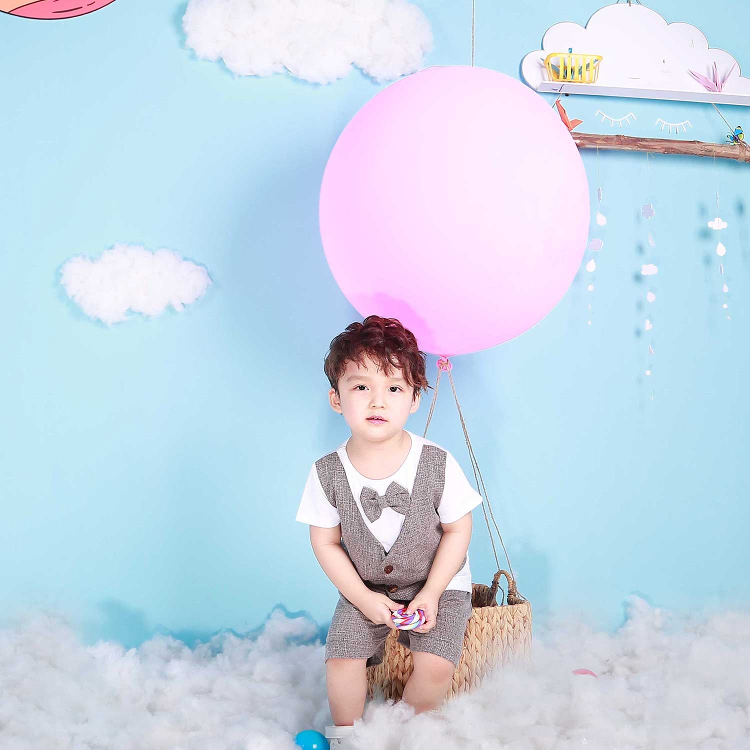 Quần áo thời trang bé trai Mamago đính nơ giả gile M19 (Xám) Quần áo thời trang bé trai Mamago đính nơ giả gile M19 (Xám) hình 1