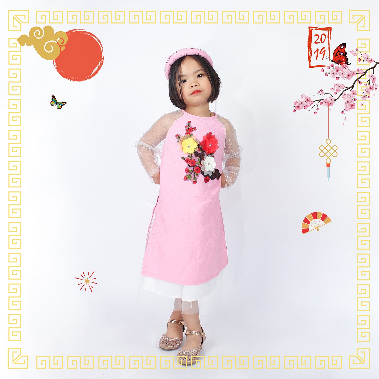 Bộ áo dài tết cho bé gái hồng tay ren đính chùm hoa HTkids18 hình 1