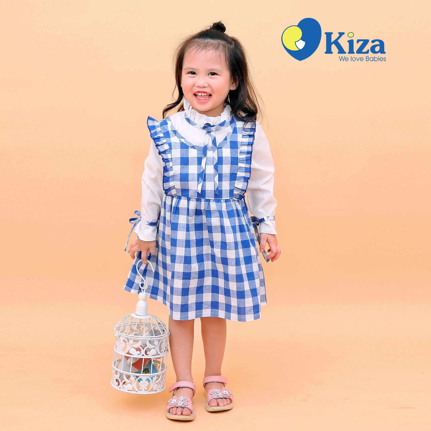 Váy kẻ trắng xanh kèm áo trắng Kiza hình 1