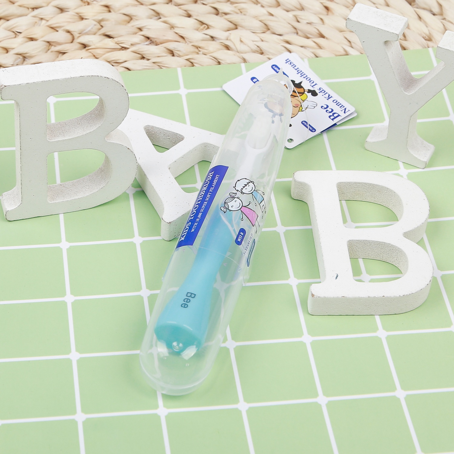 Bàn chải trẻ em Bee W33B lông siêu mềm (Màu ngẫu nhiên) hình 1