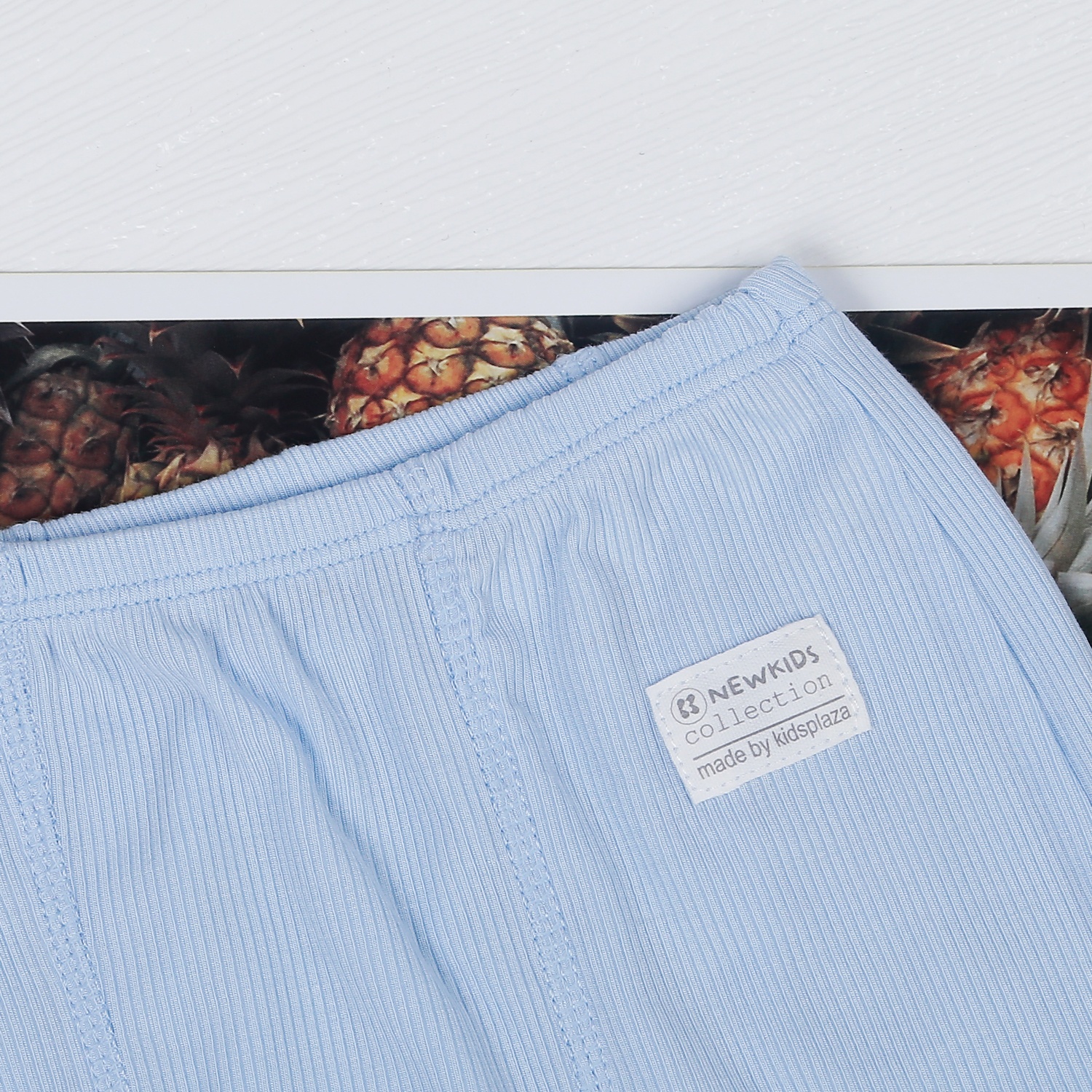 Bộ sơ sinh dài tay cài lệch kẻ tăm KidsPlaza ND22T (trắng xanh) hình 5