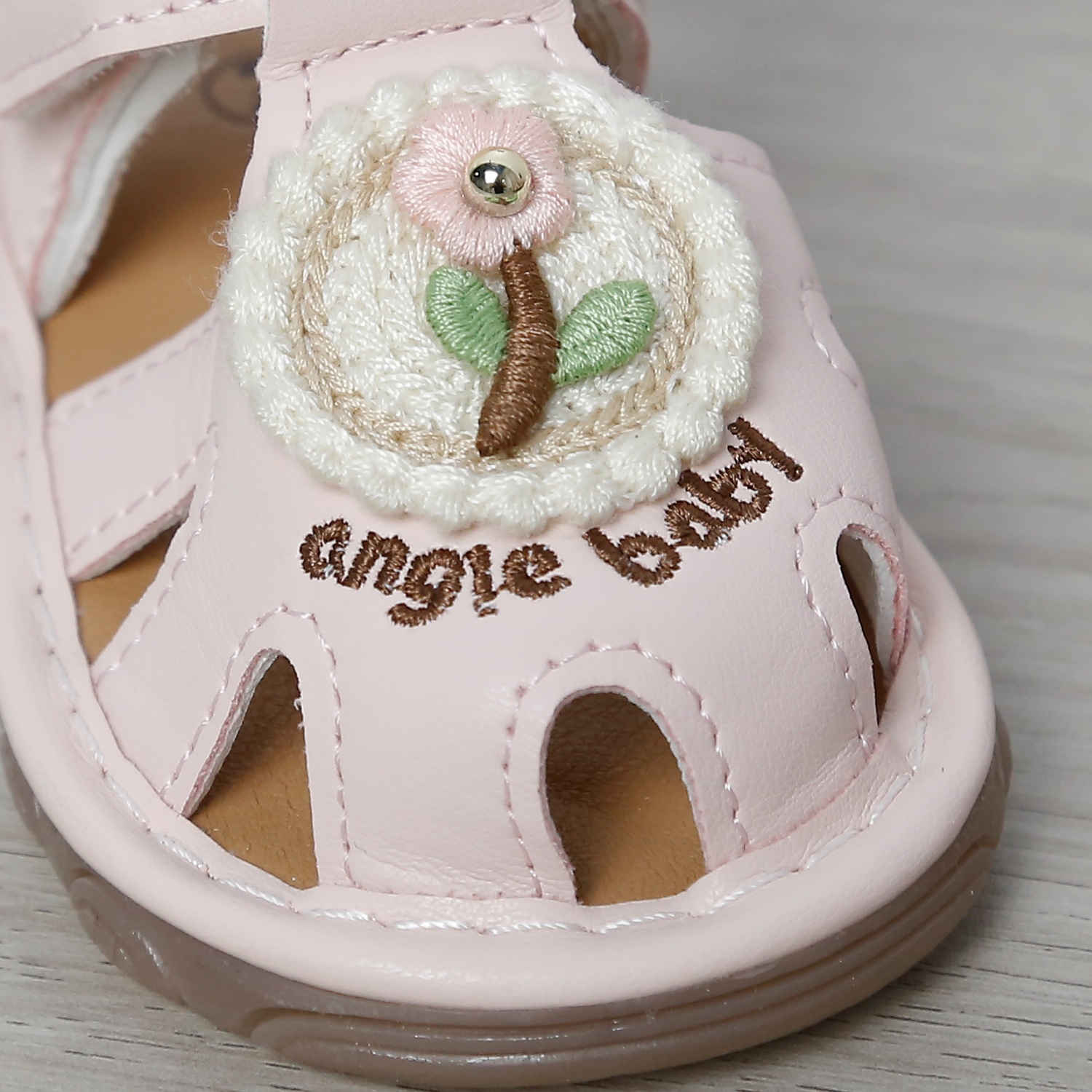 Dép sandal tập đi kèn Mamago 25MS7 thêu hoa (Hồng)