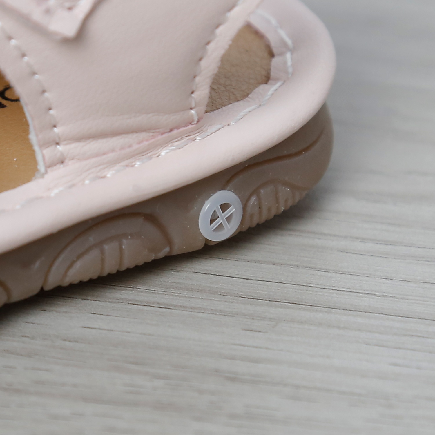 Dép sandal tập đi kèn Mamago 25MS7 thêu hoa (Hồng)