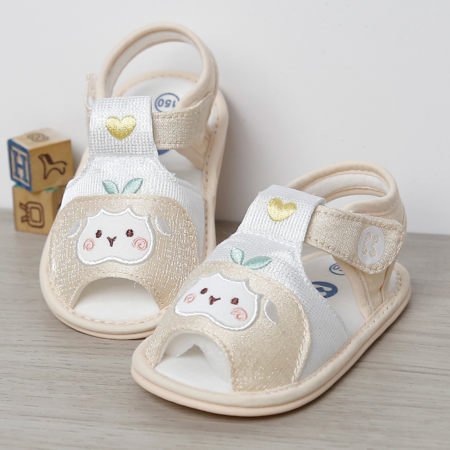 Dép sandal tập đi KidsPlaza 25K-S03 thỏ cute (Be)