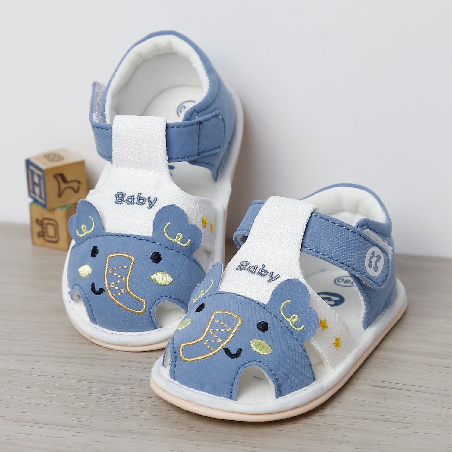 Dép sandal tập đi KidsPlaza hình voi baby 25K-S06 (Xanh)